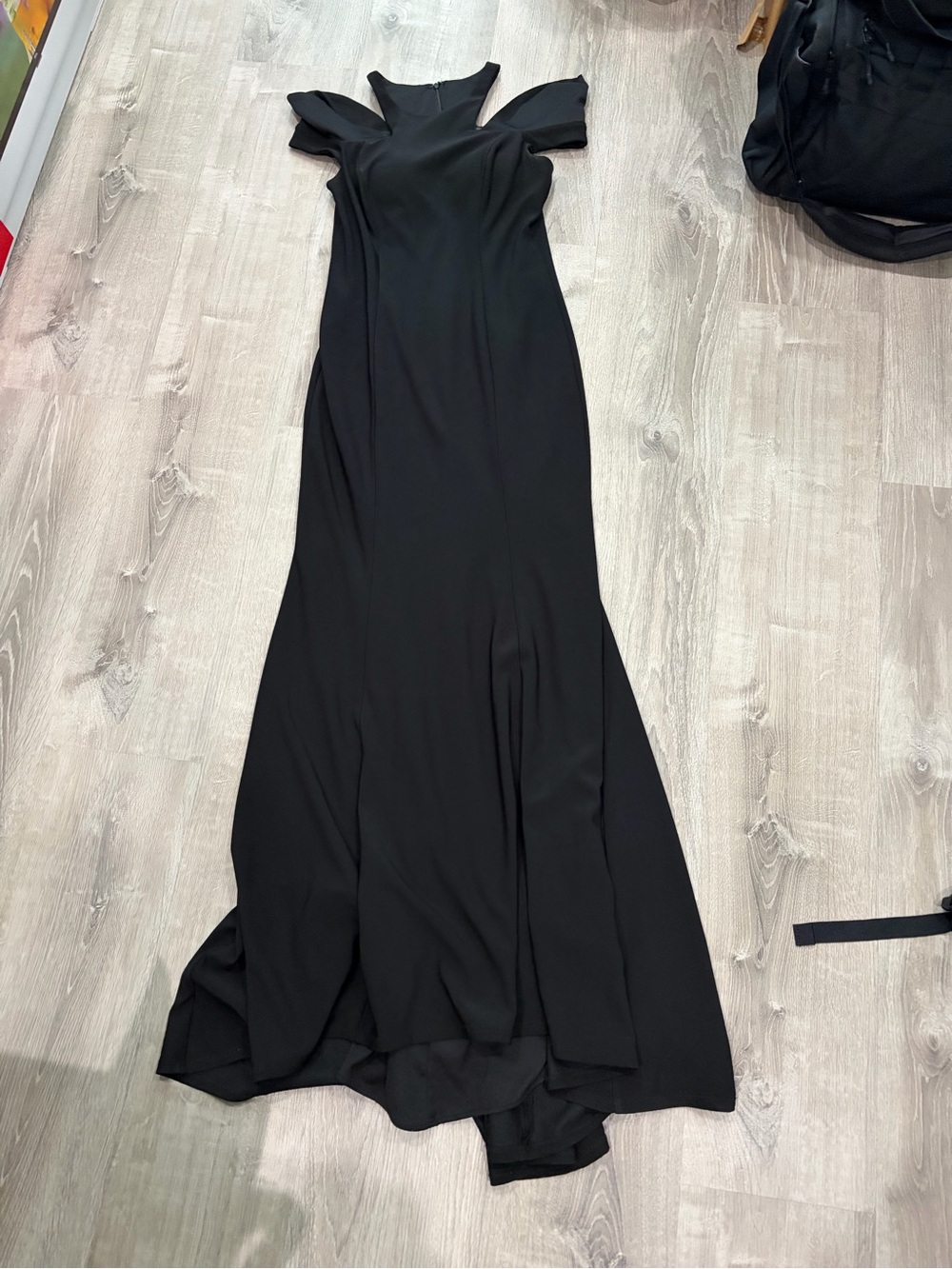 Xscape Black Cold Shoulder Mermaid Evening Gown Size 10